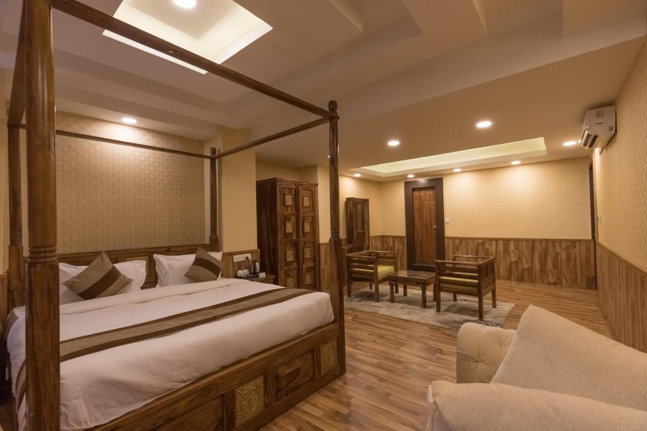 Capital O 624 Hotel Rudra View Pvt. Ltd. Pashupatināth Esterno foto